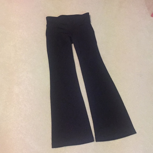 gap body yoga pants